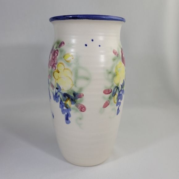 Clouds Pottery Folsom California Floral Vase - Picture 6 of 11